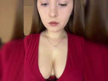 AlinaRay — Bongacams recorded stream image, 27.03.2025 13:10