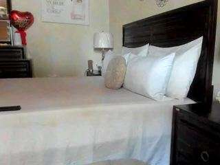 iluvsaffire-bleu — Camsoda recorded stream image, 27.03.2025 18:00