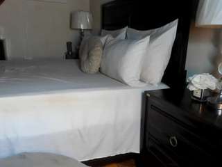 iluvsaffire-bleu — Camsoda recorded stream image, 27.03.2025 18:00