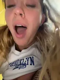 Sweet___Emily — Stripchat recorded stream image, 28.03.2025 17:10