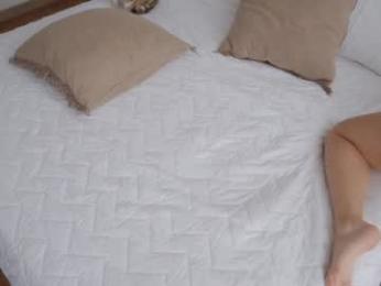 rebeccastonee — Chaturbate recorded stream image, 28.03.2025 19:00