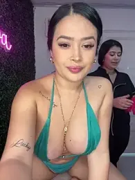 Sara_fun — Stripchat recorded stream image, 30.03.2025 13:30
