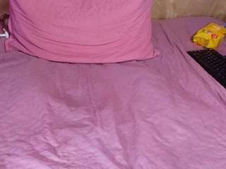 mssbombom — Camsoda recorded stream image, 01.04.2025 03:10
