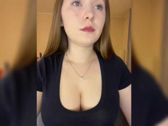 AlinaRay — Bongacams recorded stream image, 04.02.2025 14:10