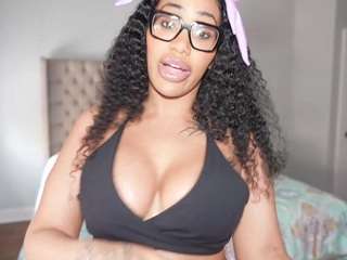 katt-leya — Camsoda recorded stream image, 04.04.2025 16:10