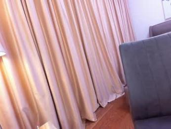 ehotlovea — Chaturbate recorded stream screenshot (04 Apr 2025)