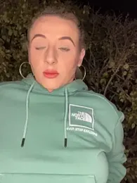 Strongqueen — Stripchat recorded stream screenshot (05 Apr 2025)