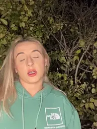 Strongqueen — Stripchat recorded stream screenshot (05 Apr 2025)