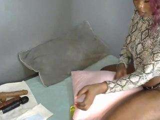 curvymelanin — Camsoda recorded stream image, 07.04.2025 09:00