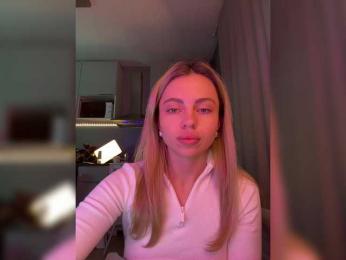 Nataliecroys — Bongacams recorded stream image, 07.04.2025 23:10