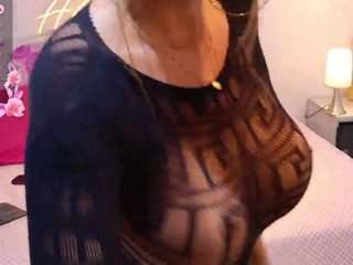 amyhonney — Camsoda recorded stream screenshot (08 Apr 2025)