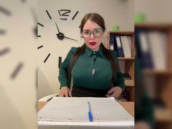 Brenda_KiSKA — Bongacams recorded stream image, 08.04.2025 03:40
