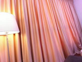 ehotlovea — Chaturbate recorded stream screenshot (08 Apr 2025)