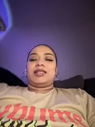 CarmelaAnthony — Stripchat recorded stream screenshot (09 Apr 2025)