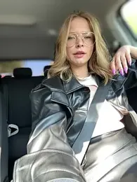 AnastasiaAniess — Stripchat recorded stream screenshot (09 Apr 2025)