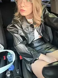 AnastasiaAniess — Stripchat recorded stream screenshot (09 Apr 2025)