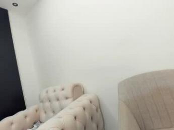 ehotlovea — Chaturbate recorded stream screenshot (04 Feb 2025)