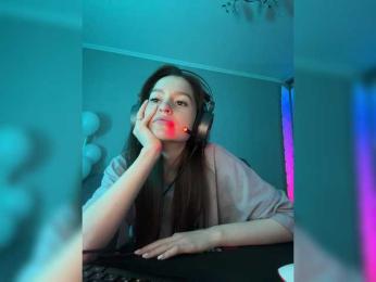 whiteTEA — Bongacams recorded stream image, 09.04.2025 18:20