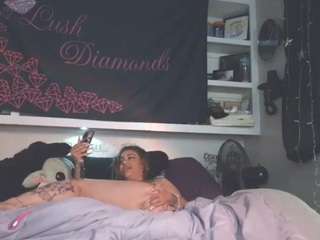 lushdiamondz — Camsoda recorded stream image, 10.04.2025 10:40