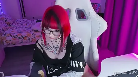 Yumi_Youkai — Stripchat recorded stream image, 10.04.2025 17:40