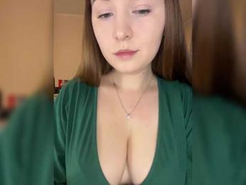 AlinaRay — Bongacams recorded stream image, 11.04.2025 13:20