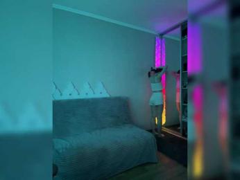 whiteTEA — Bongacams recorded stream image, 11.04.2025 20:00