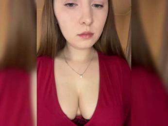 AlinaRay — Bongacams recorded stream image, 13.04.2025 13:30
