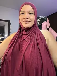 sweetmuslim01 — Stripchat recorded stream image, 13.04.2025 17:20