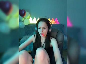 whiteTEA — Bongacams recorded stream image, 13.04.2025 21:40