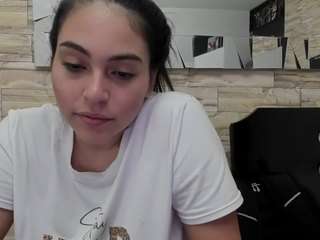 samynightt — Camsoda recorded stream screenshot (14 Apr 2025)