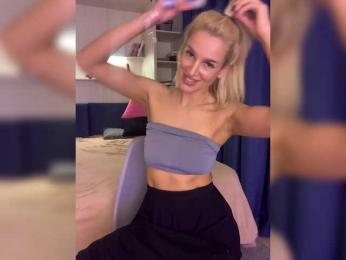 Stasya-moor — Bongacams recorded stream screenshot (14 Apr 2025)