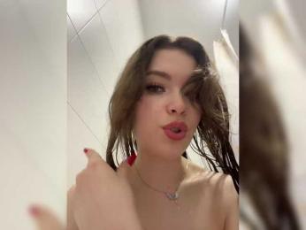 YourLadyyy — Bongacams recorded stream screenshot (14 Apr 2025)