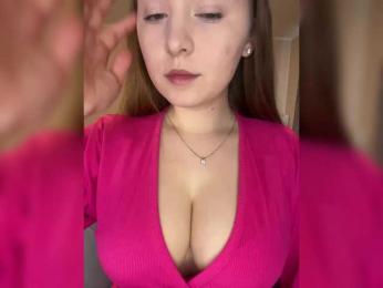 AlinaRay — Bongacams recorded stream image, 15.04.2025 13:30