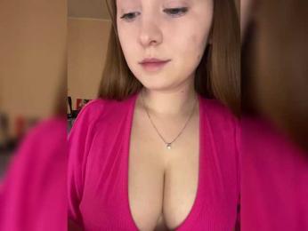 AlinaRay — Bongacams recorded stream image, 15.04.2025 13:30
