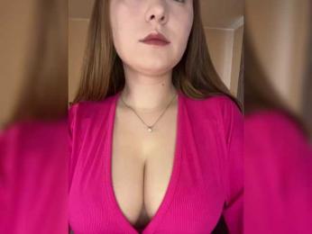 AlinaRay — Bongacams recorded stream image, 15.04.2025 13:30
