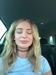 EvieEvans — Stripchat recorded stream image, 15.04.2025 15:30