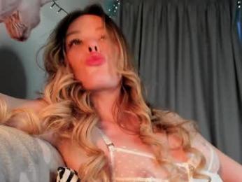 agent_blonde — Chaturbate recorded stream image, 15.04.2025 18:40