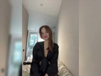 OlivkaVif — Bongacams recorded stream screenshot (16 Apr 2025)