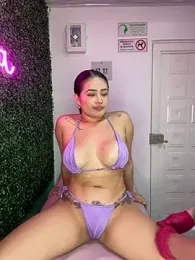 Sara_fun — Stripchat recorded stream image, 17.04.2025 14:40