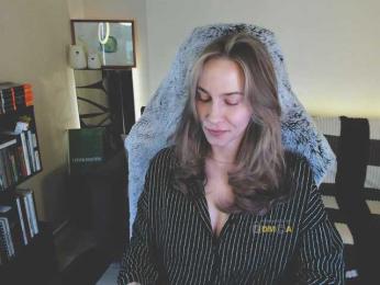 Adamova_Eva — Bongacams recorded stream image, 05.02.2025 21:30