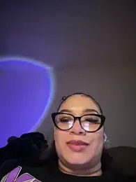 CarmelaAnthony — Stripchat recorded stream screenshot (18 Apr 2025)