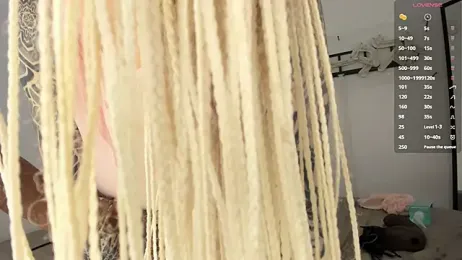 lil_shouty_bitch — Stripchat recorded stream screenshot (18 Apr 2025)