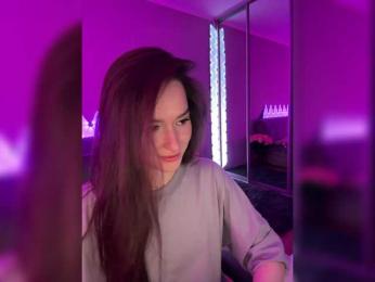 whiteTEA — Bongacams recorded stream image, 18.04.2025 19:50