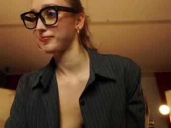 _meganmeow_ — Chaturbate recorded stream screenshot (18 Apr 2025)