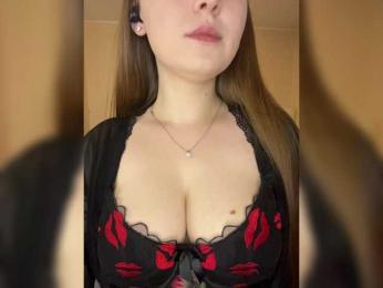 AlinaRay — Bongacams recorded stream image, 21.04.2025 13:30