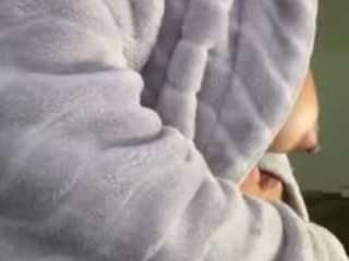 victoria-chicas — Camsoda recorded stream image, 21.04.2025 13:00