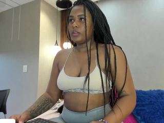 torygrey — Camsoda recorded stream image, 21.04.2025 12:40