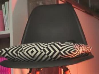 agent_blonde — Chaturbate recorded stream image, 22.04.2025 18:40