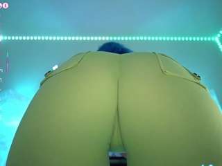 ox-lemon — Camsoda recorded stream image, 22.04.2025 21:40