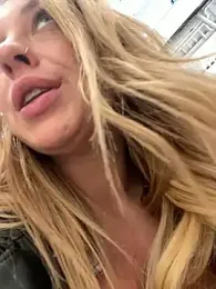 Sweet___Emily — Stripchat recorded stream image, 23.04.2025 13:20